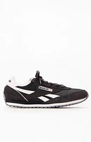 Reebok Women's Classic AZ Sneakers