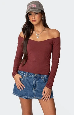 Edikted Nattie Off Shoulder V Neck Top