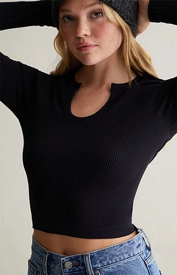 Contour Seamless Notched Neck Long Sleeve Top
