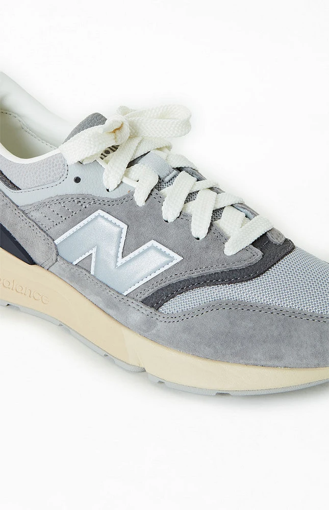New Balance 997H Shoes
