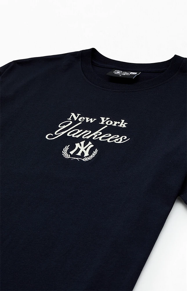 New Era NY Yankees Crest T-Shirt