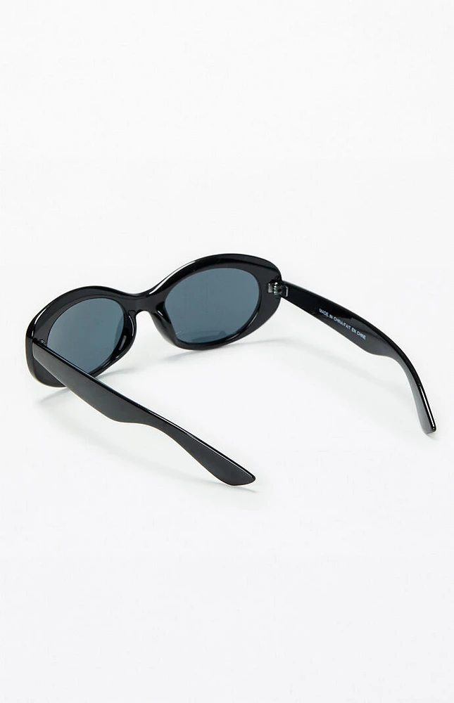 Black Plastic Round Sunglasses