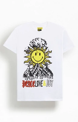 Market Smiley Peace Love Joy T-Shirt