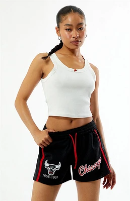 Mitchell & Ness NBA Chicago Bulls Mesh Jump Basketball Shorts