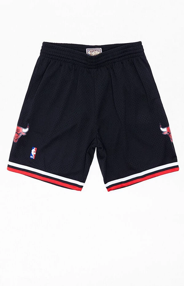 Mitchell & Ness Bulls Swingman Basketball Shorts