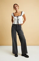 Beverly and Beck Mae Tie Front Contrast Top