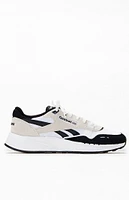 Reebok Black & White Classic Leather 2400 Shoes