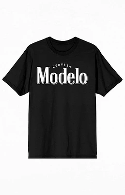 Modelo Cerveza T-Shirt