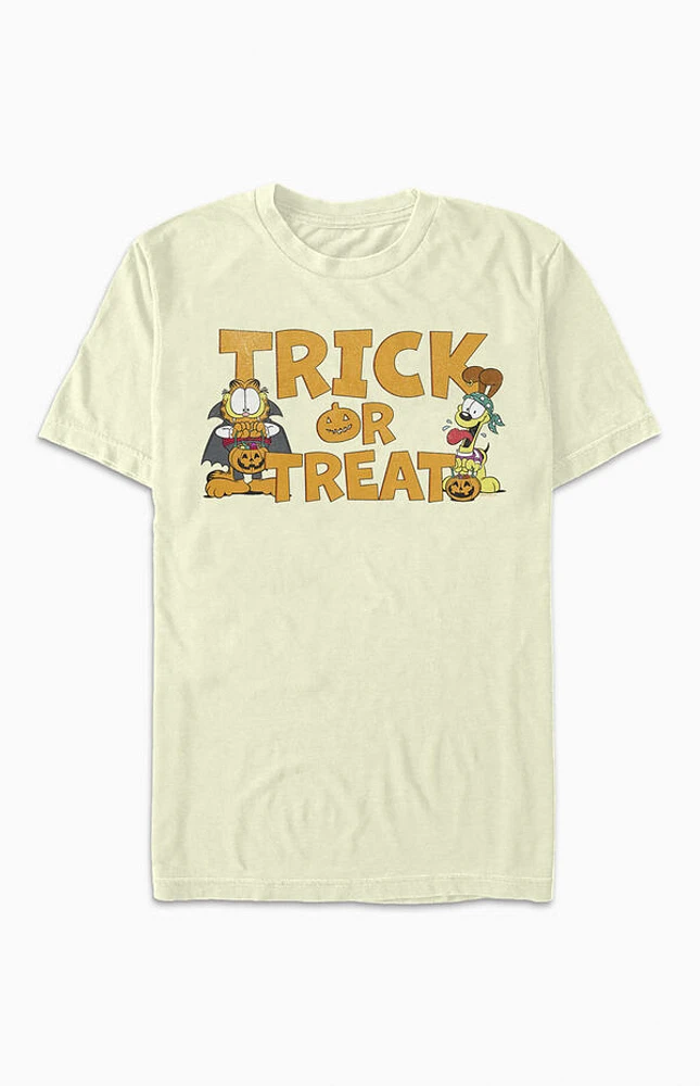 Garfield Trick Or Treat Halloween T-Shirt