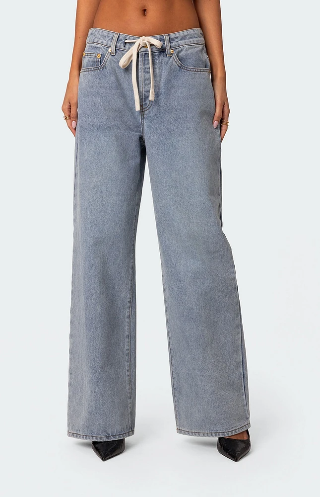 Edikted Wynn Low Rise Oversized Jeans