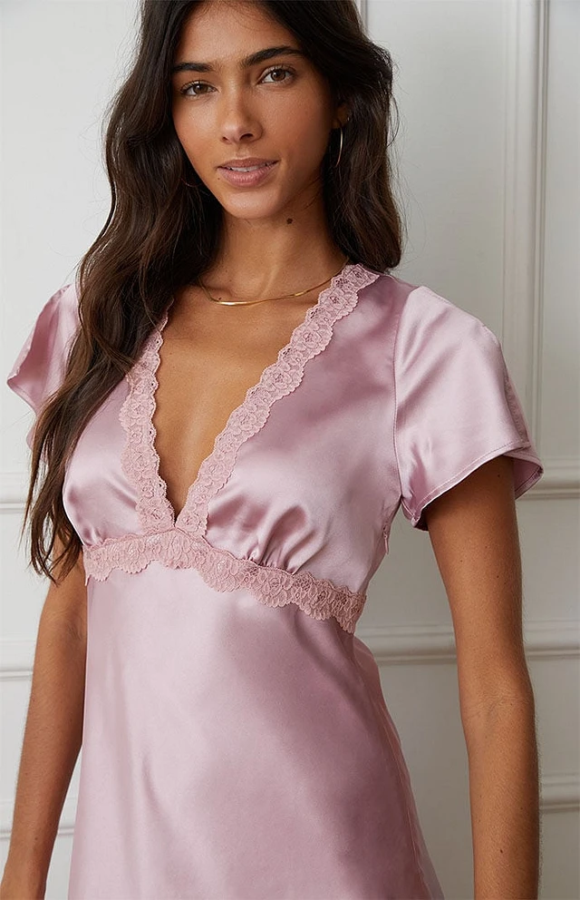 Home | LA Hearts Lace Trim Satin V-Neck Mini Dress at Plaza Del Caribe in  Ponce, PR