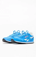 Reebok Women's Blue Classic AZ Sneakers