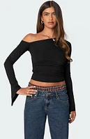 Edikted Stacie Asymmetric Long Sleeve Top