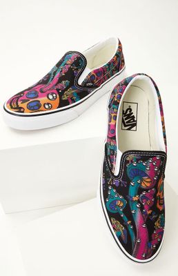 Classic Slip-On Trippy Dip Shoes