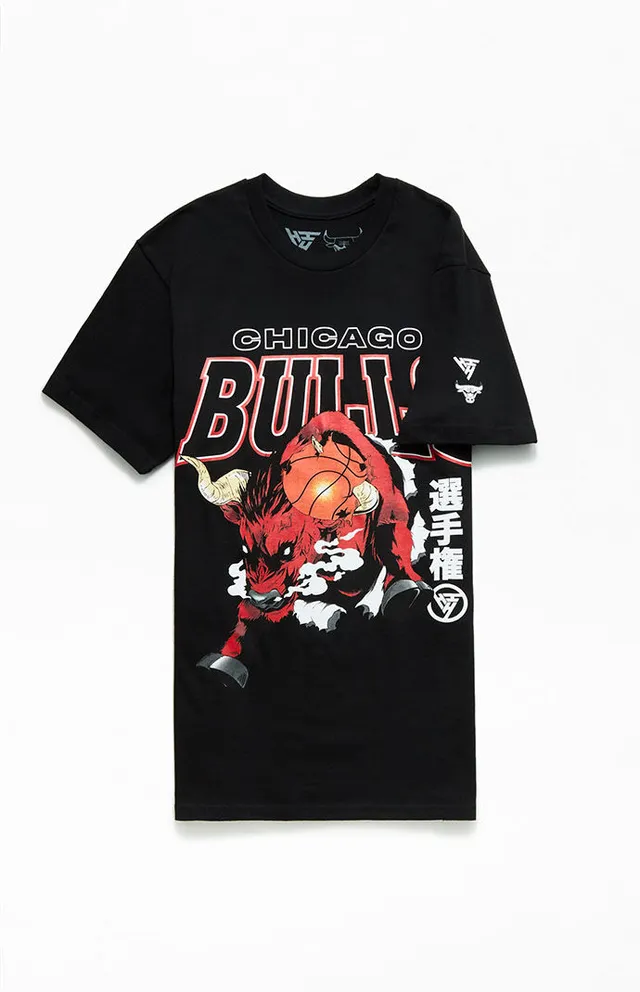 Women's Oversized Boyfriend Chicago Bulls Graphic Tee in Cream | Size M | Abercrombie & Fitch