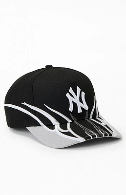 New Era NY Yankees Flames 9FORTY Snapback Hat
