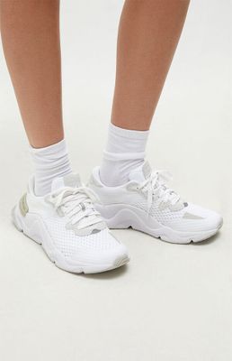 Women's Kinetic RNGED Lace Sneakers