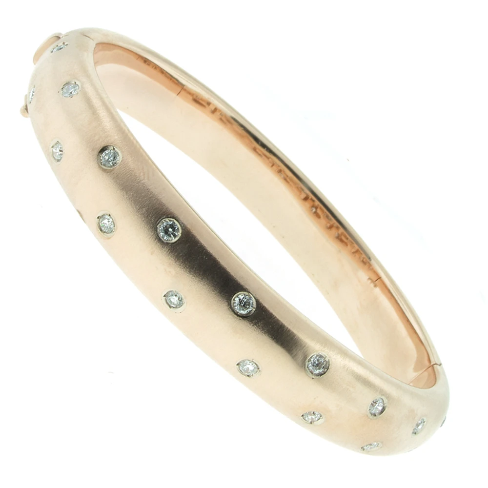 18 karat rose gold bangle