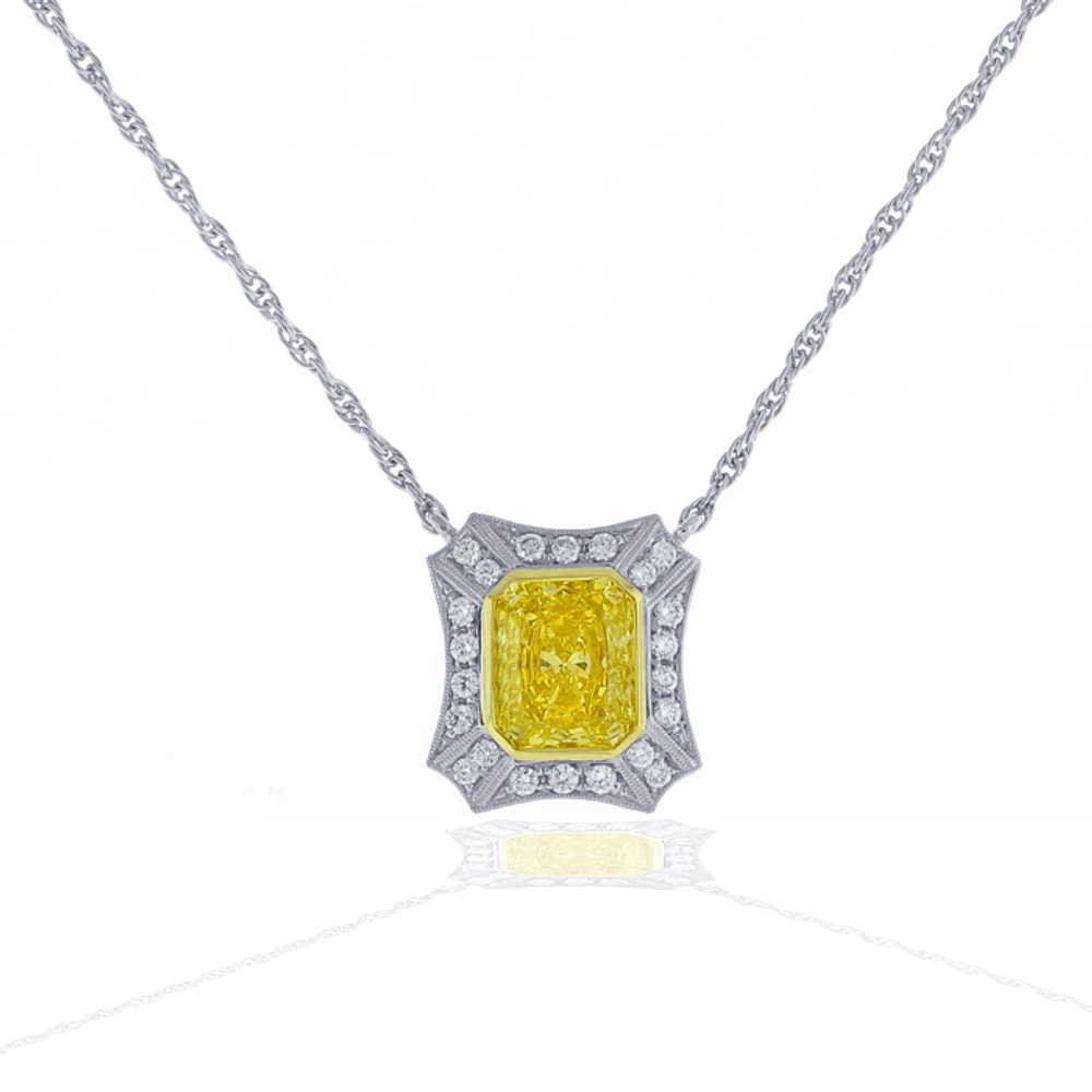 Remarkable Yellow Diamond Pendent