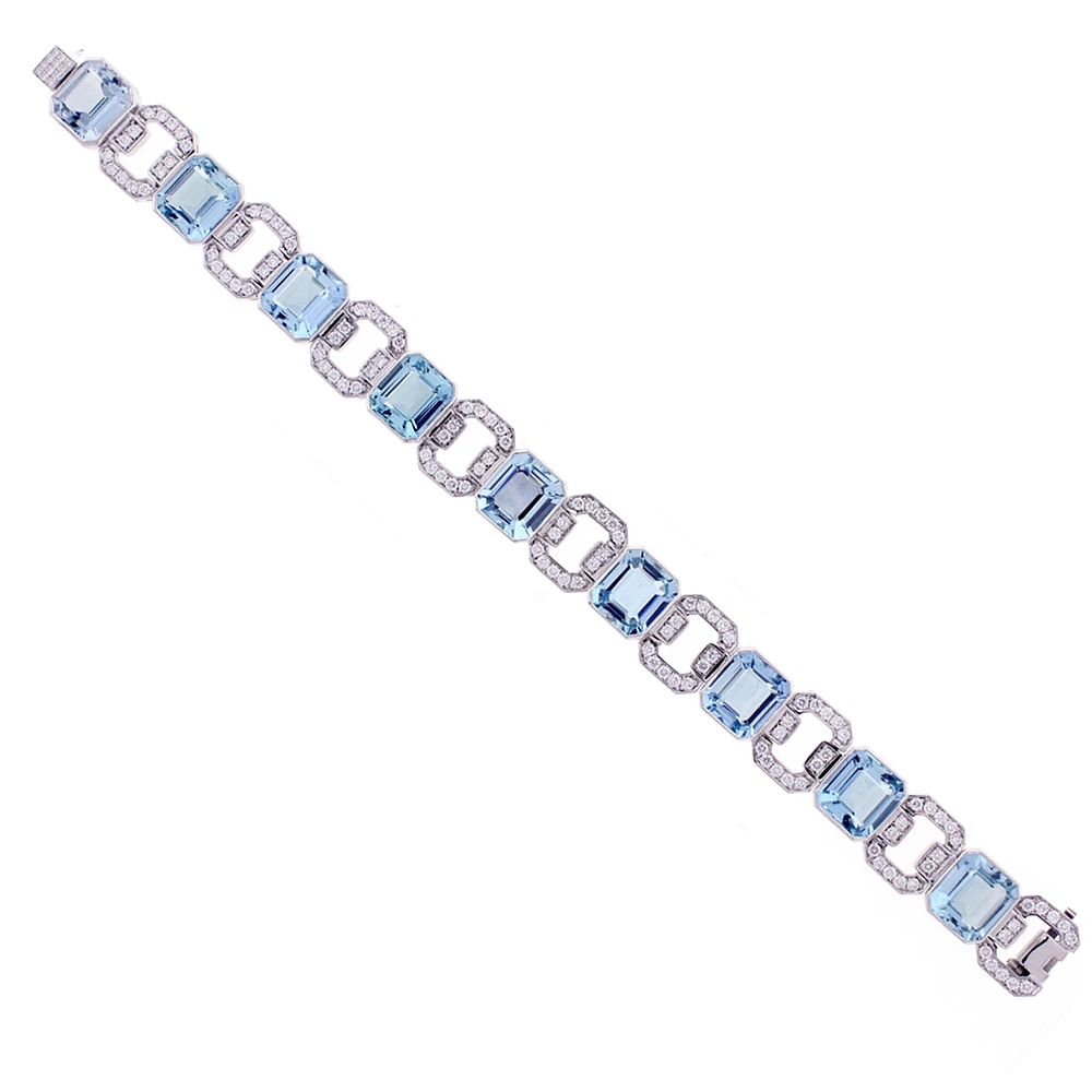 Important Aquamarine and Diamond Bracelet