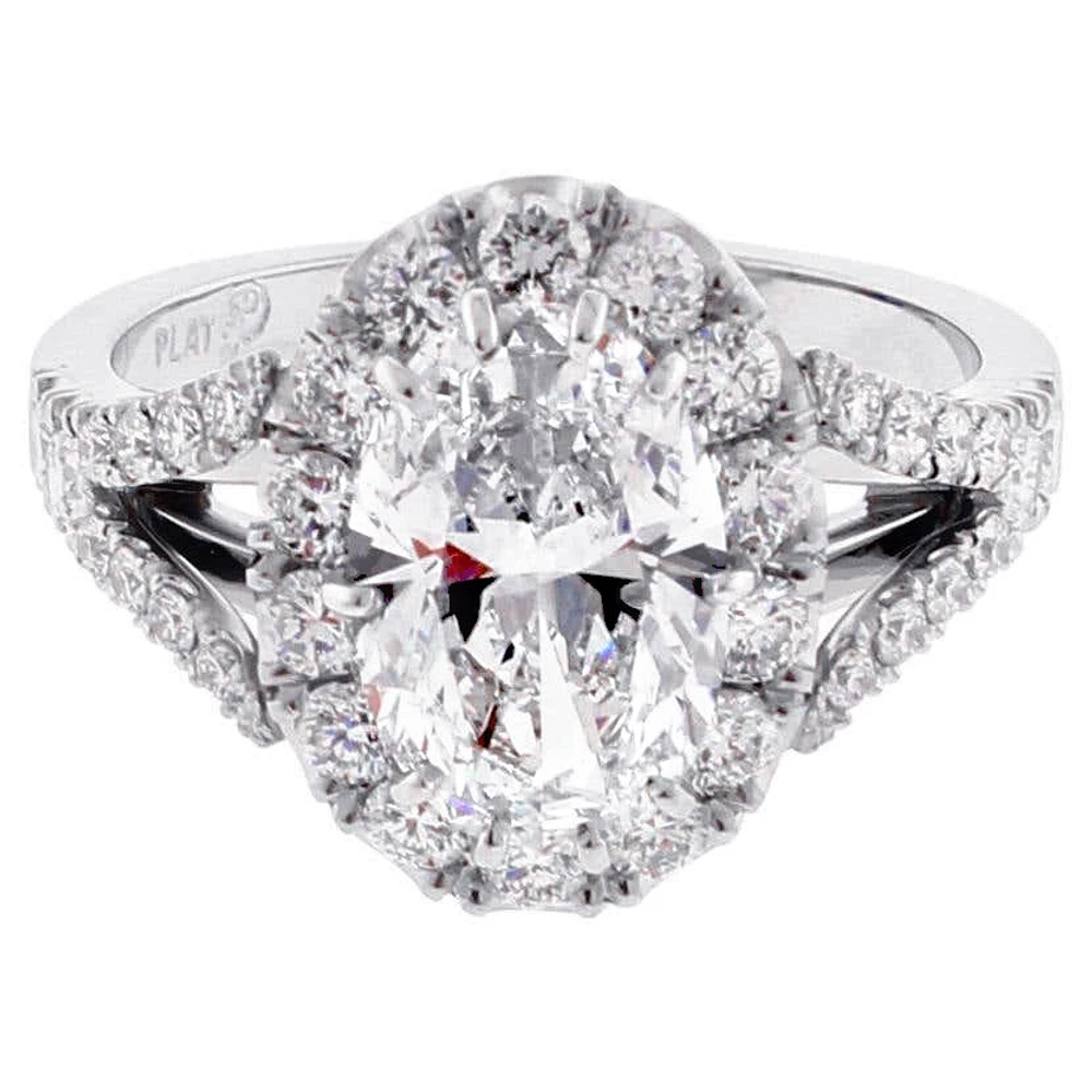 Oval Diamond Halo Ring, by Pampillonia