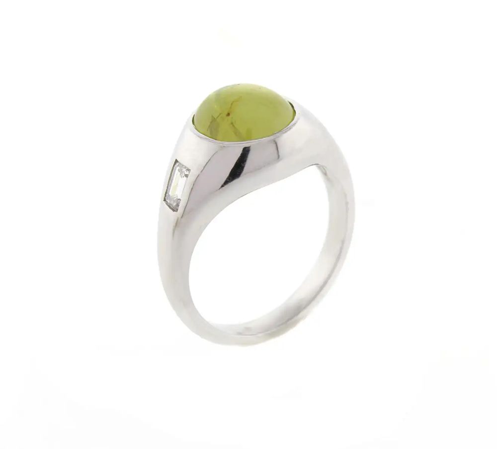 5.22 Carat Cat’s-Eye Chrysoberyl Ring