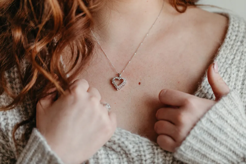 Heart Pendant with Carat TW of Diamonds in 10kt White Gold with Chain