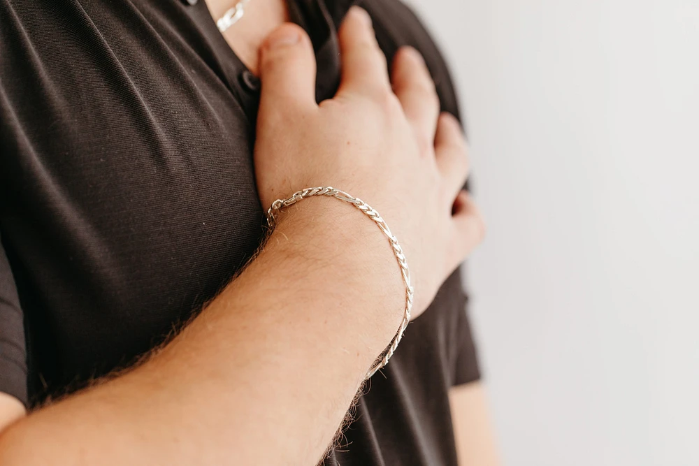 9” Figaro Bracelet in Sterling Silver