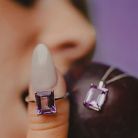 Cleo Ring with Amethyst 10kt White Gold