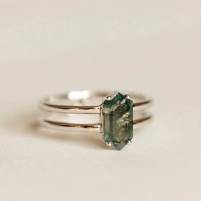 Ring with 10X5MM Elongated Hexagon Moss Agate in 10kt White Gold