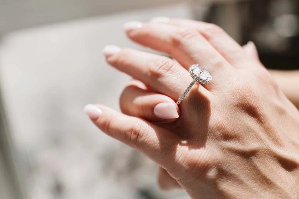 Oval Solitaire Engagement Ring with Carat TW of Lab Created Diamonds in 14kt Yellow Gold