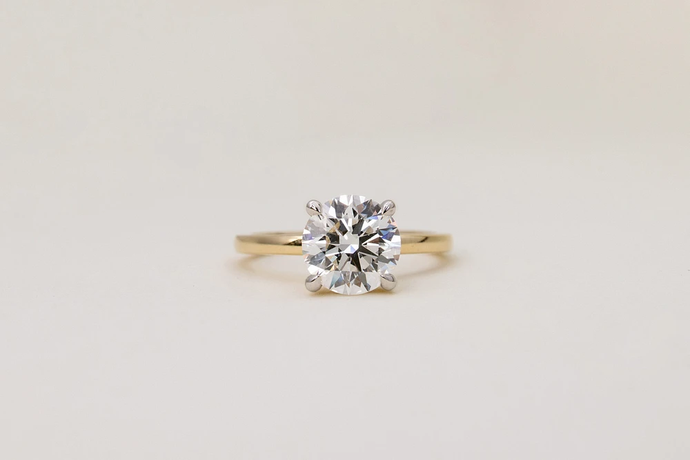Round Brilliant Engagement Ring with Carat TW of Lab Created Diamonds in 14kt Gold