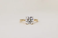 Round Brilliant Engagement Ring with Carat TW of Lab Created Diamonds in 14kt Gold