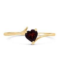 Heart Ring with Garnet in 10kt Yellow Gold