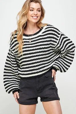 STRIPED CROPPED KNIT SWEATER TOP