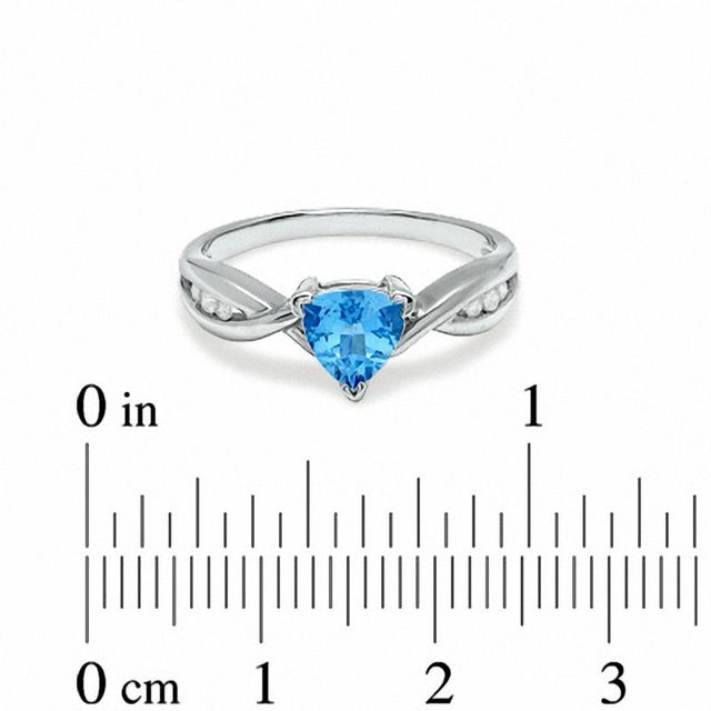 Aquamarine and Diamond Ring in 10K White Gold|Peoples Jewellers