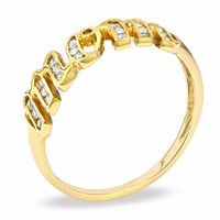 0.12 CT. T.W. Diamond Script Mom Ring in 10K Gold|Peoples Jewellers