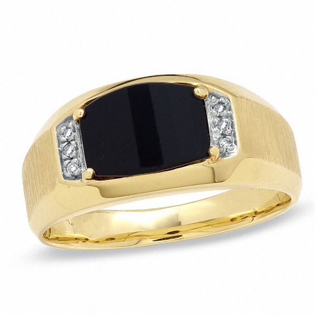 Men's Barrel-Cut Onyx Ring in 10K Gold with Diamond Accents|Peoples Jewellers