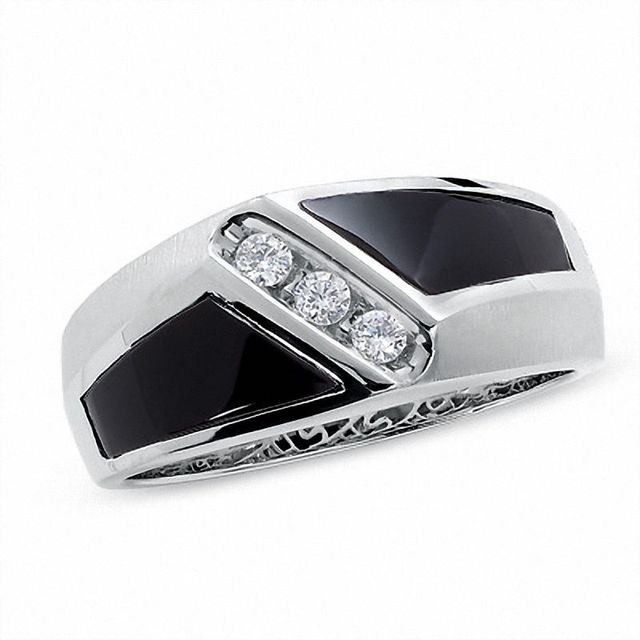 Men's 0.15 CT. T.W. Square-Cut Diamond Three Stone and Onyx Slant Ring in 14K White Gold|Peoples Jewellers