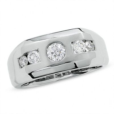 Men's 1.00 CT. T.W. Diamond Five Stone Band in 14K White Gold|Peoples Jewellers