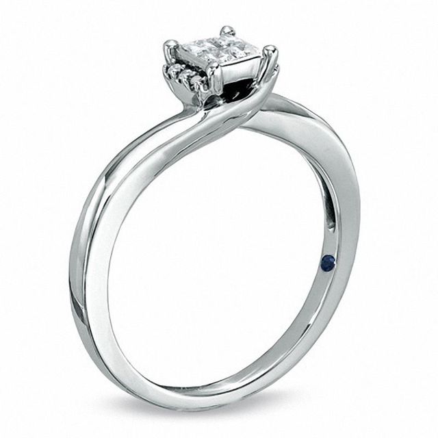 0.20 CT. T.W. Princess-Cut Diamond Promise Ring in 10K White Gold|Peoples Jewellers