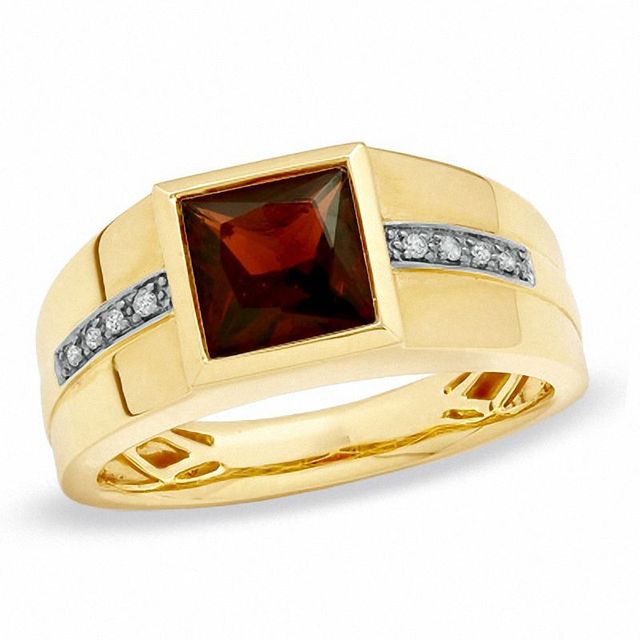 Men's 8.0mm Square-Cut Garnet Ring in 10K Gold with Diamond Accents|Peoples Jewellers
