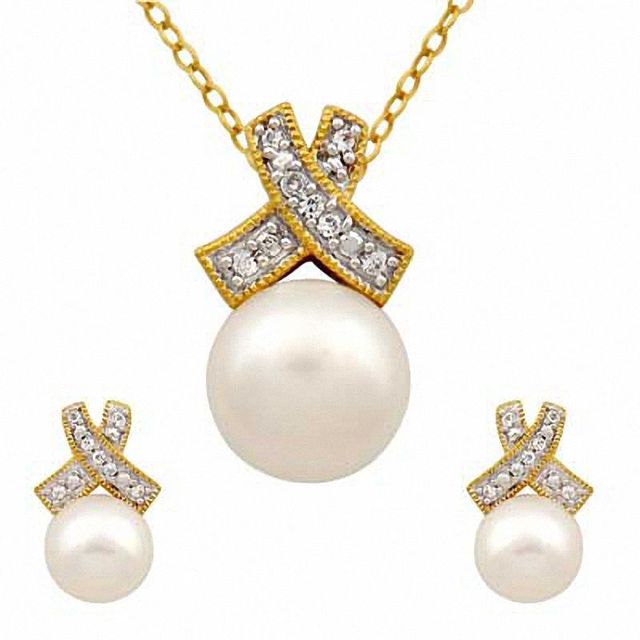 8.0 - 9.0mm Cultured Freshwater Pearl Pendant and Earrings Set in Sterling Silver and 14K Gold Plate|Peoples Jewellers