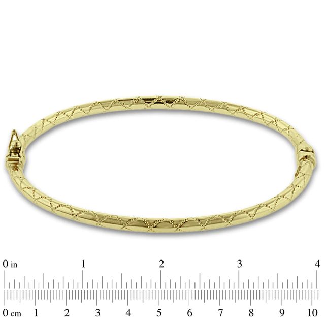 Quilted Hinged Bangle in 10K Gold