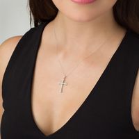 0.20 CT. T.W. Diamond Vintage-Style Cross Pendant in 10K White Gold|Peoples Jewellers