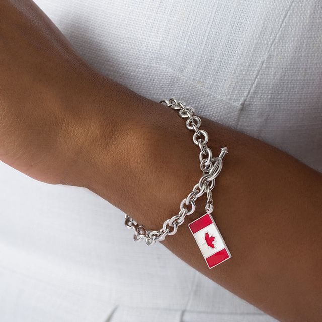 Peoples 100-Year Anniversary Red and White Enamel Canadian Flag Bracelet in Sterling Silver - 8.0"|Peoples Jewellers