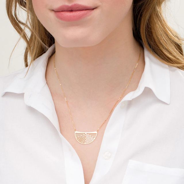 Geometric Cutout Crescent Necklace in 14K Gold|Peoples Jewellers