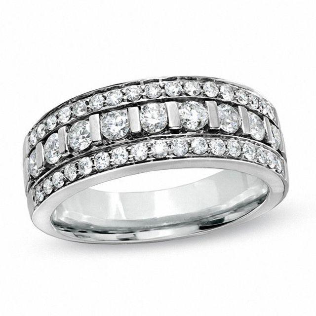 Previously Owned - Ladies' 0.88 CT. T.W. Diamond Wedding Band in 14K White Gold