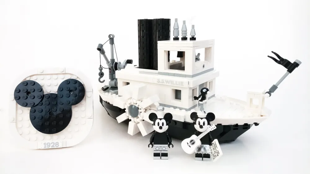 LEGO Ideas - Steamboat Willie