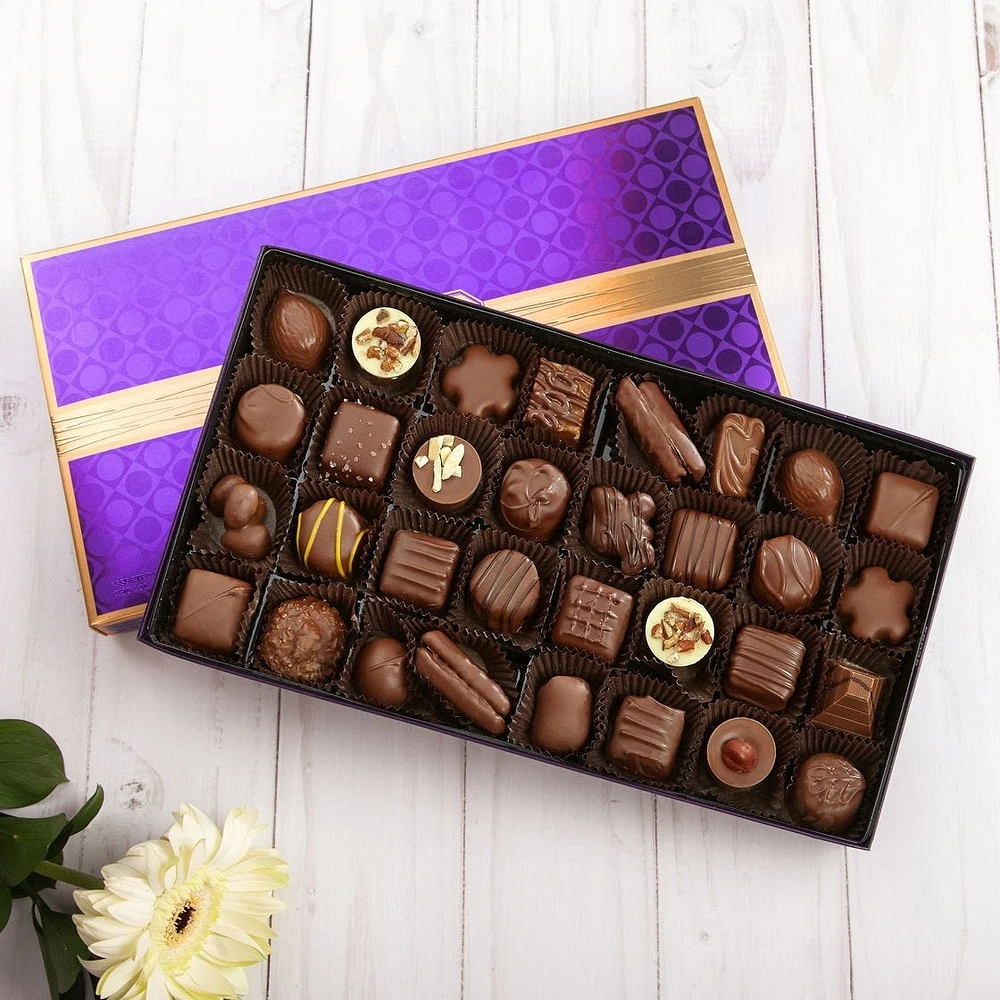 Milk Chocolate Favourites Gift Box, 32 pc